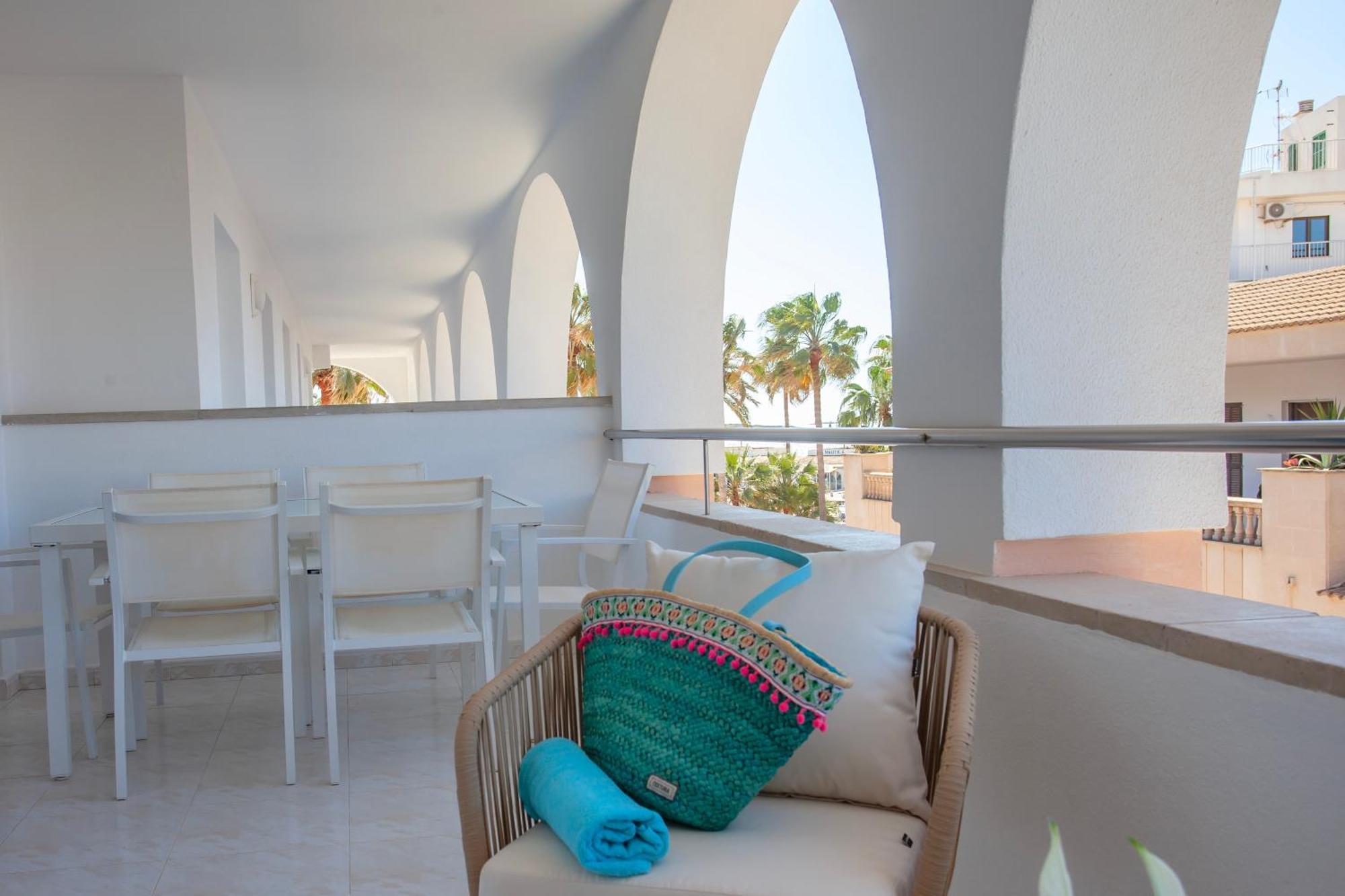 Apartaments Edificio Puerto Colonia de Sant Jordi Ngoại thất bức ảnh