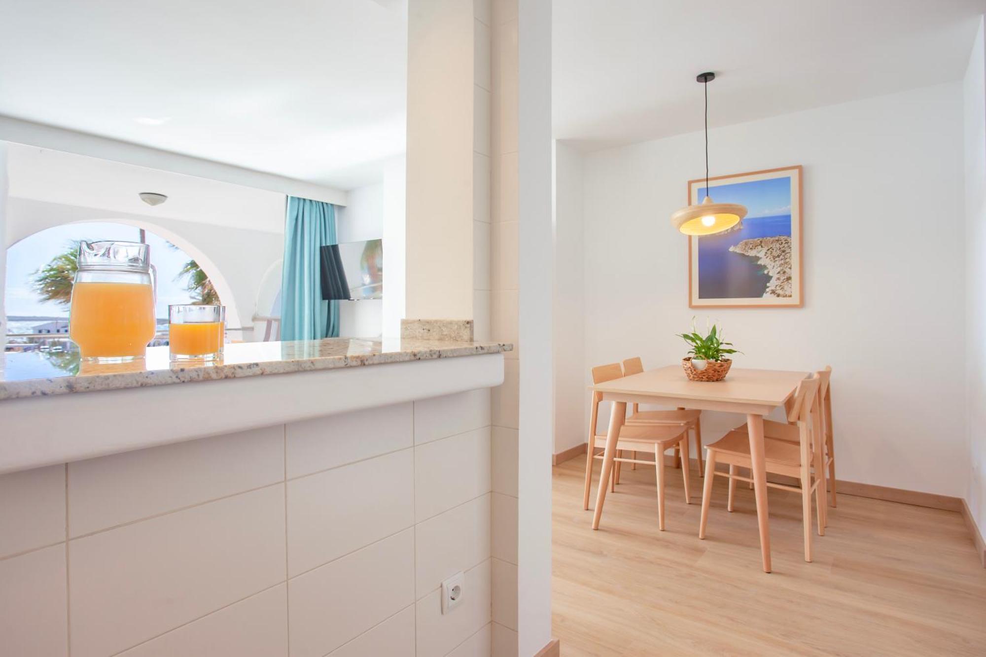 Apartaments Edificio Puerto Colonia de Sant Jordi Ngoại thất bức ảnh