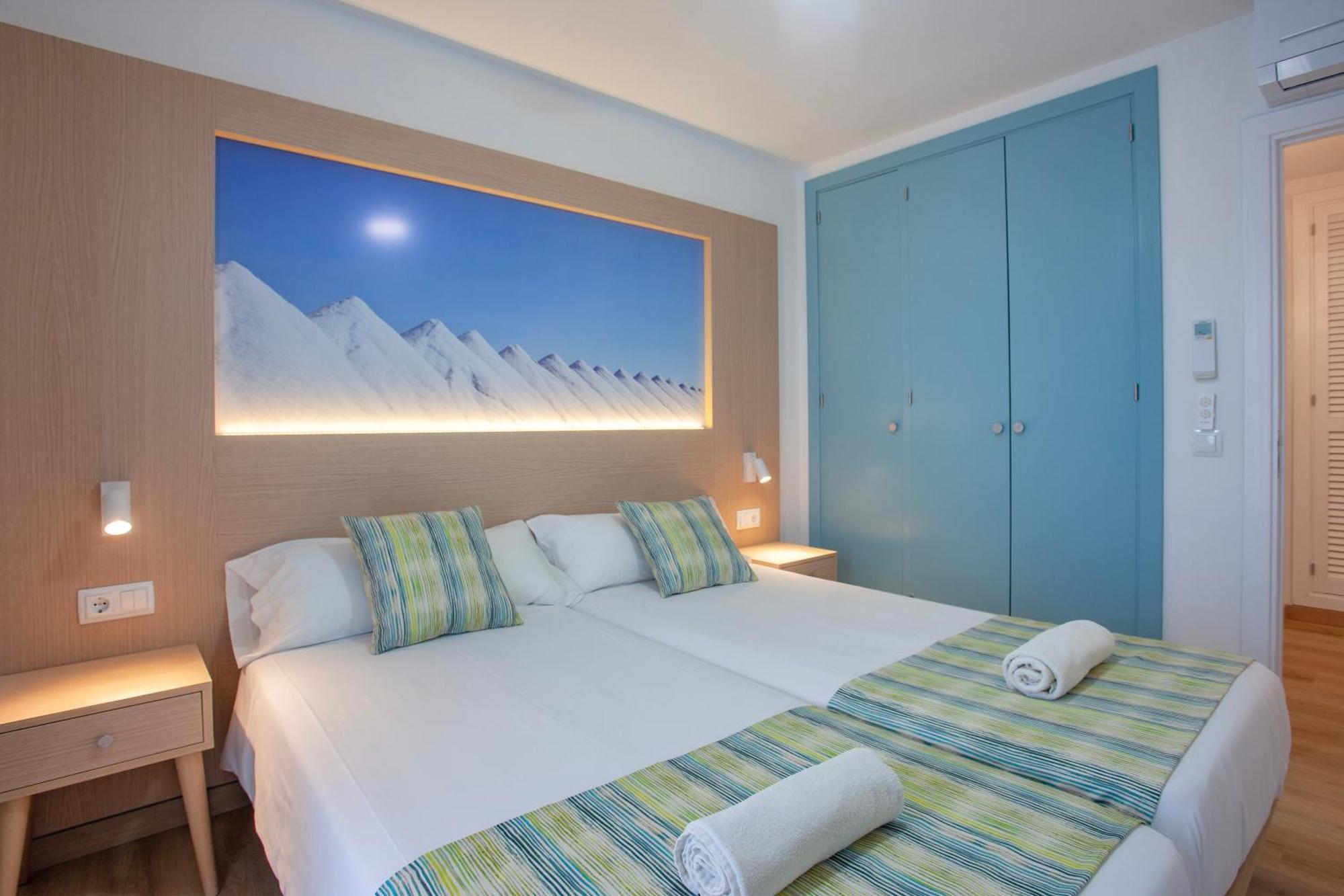 Apartaments Edificio Puerto Colonia de Sant Jordi Ngoại thất bức ảnh